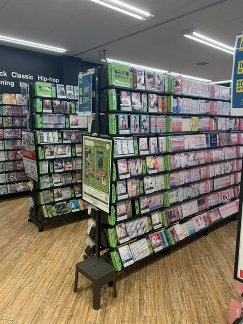 年11月27日 コミックレンタル売場拡大しました ダイレクト ショップ